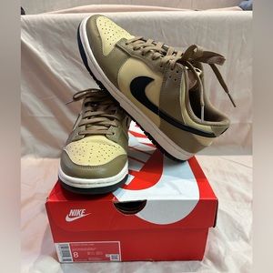 Women’s Nike Dunks